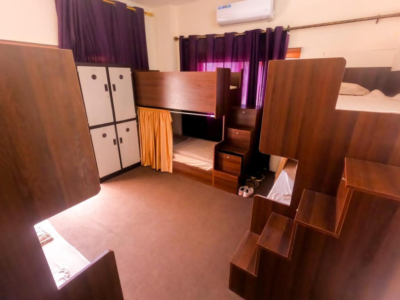 Pizza Street Hostel アカバ 部屋 写真